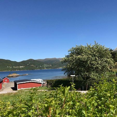 Апартаменты Ola Bua Near The Atlantic Road Lyngstad Экстерьер фото