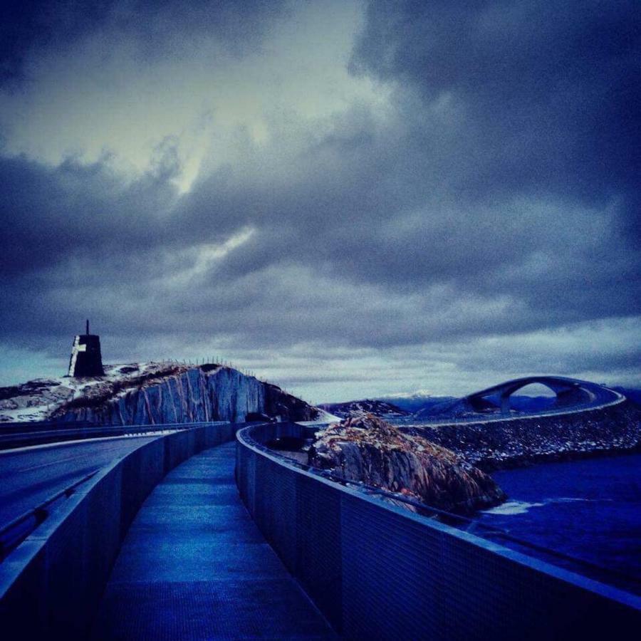 Апартаменты Ola Bua Near The Atlantic Road Lyngstad Экстерьер фото